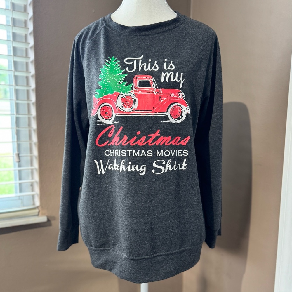 Charcoal Gray Christmas Movies Watching Graphic Tee Red Truck Size L